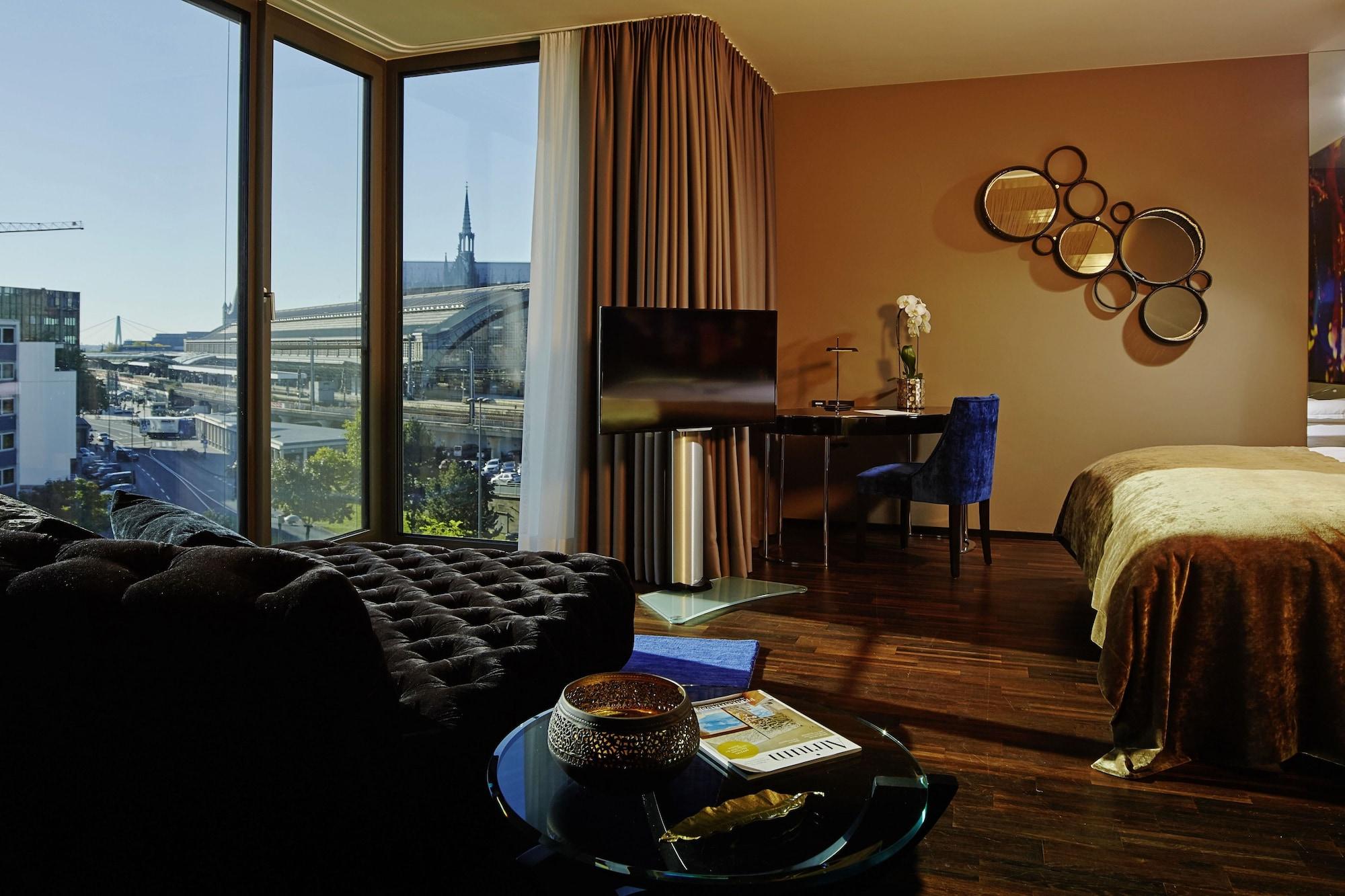 Savoy Hotel Cologne Exterior photo
